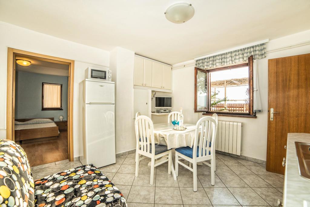 Apartments Creska 629 라벡 외부 사진
