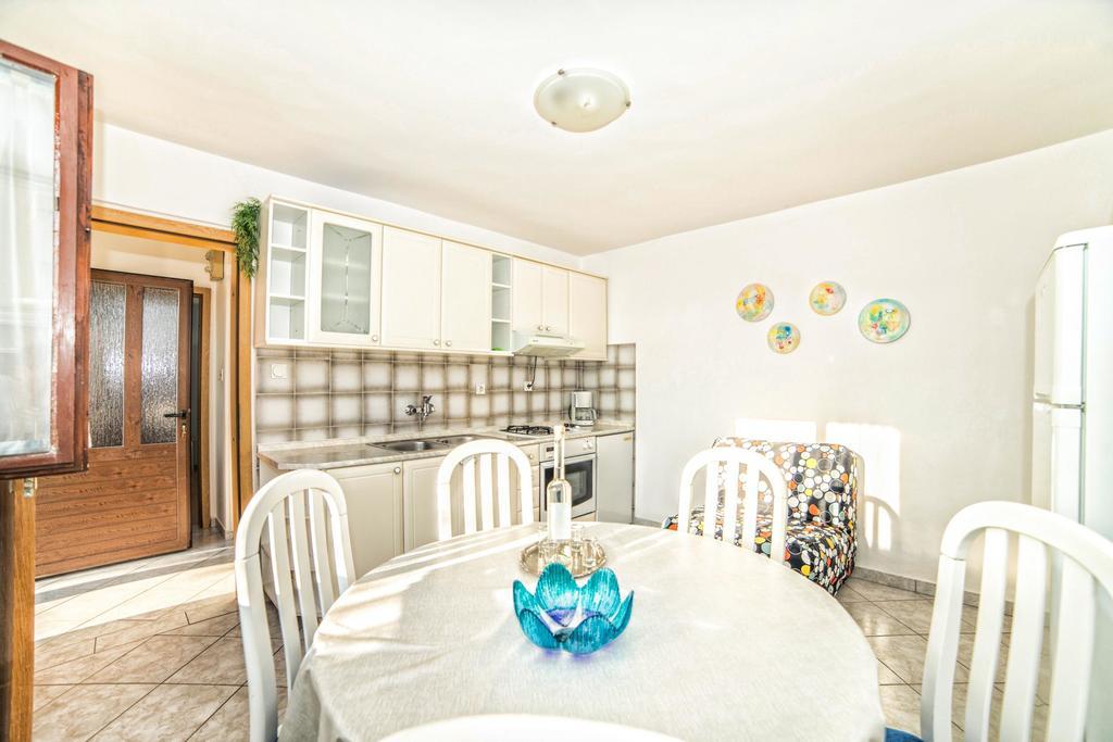 Apartments Creska 629 라벡 외부 사진